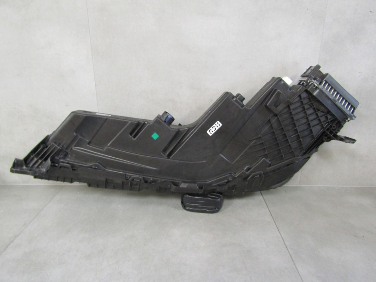 Prednji far BMW 7 G70 LED DRL SVAROWSKI RH desni 22- 9879936-11