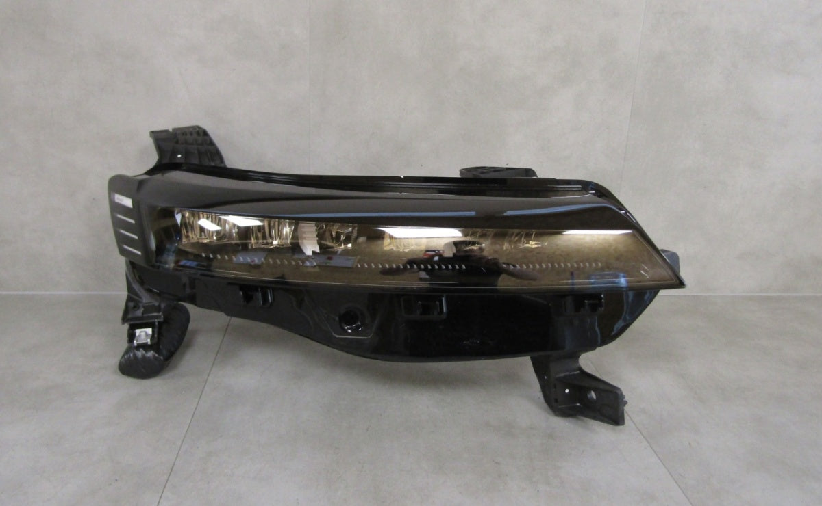 Prednji far RENAULT MEGANE V 5 E-TECH ESPRIT ALPINE SCENIC LED RH desni 22- 260105086R