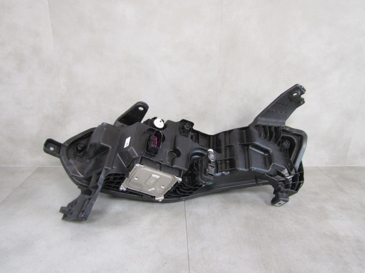 Prednji far RENAULT MEGANE V 5 E-TECH ESPRIT ALPINE SCENIC LED RH desni 22- 260105086R