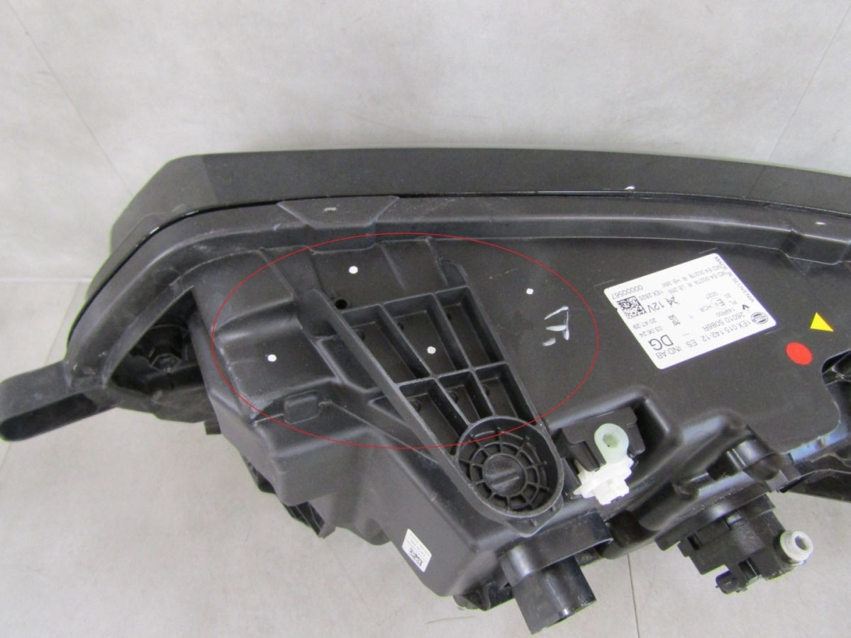 Prednji far RENAULT MEGANE V 5 E-TECH ESPRIT ALPINE SCENIC LED RH desni 22- 260105086R