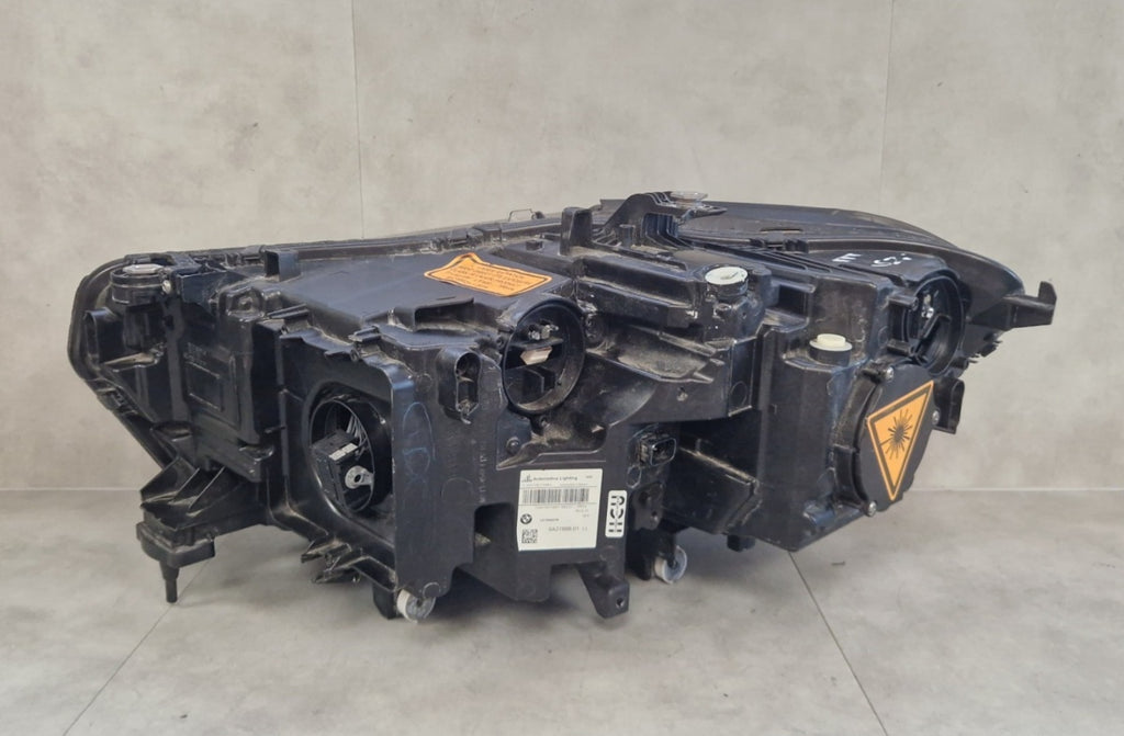 Prednji far BMW X5 G05 X6 G06 LASER 18-23 desni RH 5A27998-01
