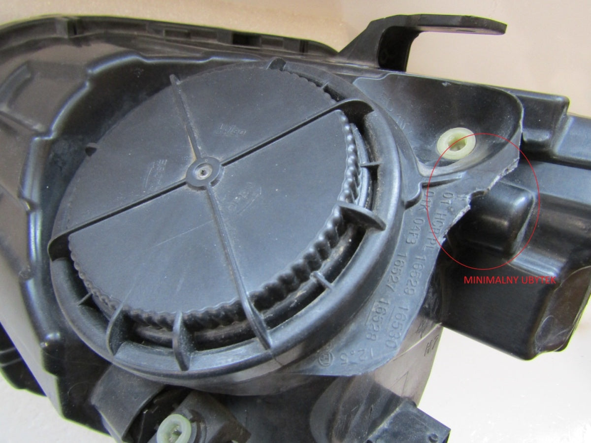 Prednji far CITROEN C3 AIRCROSS halogen 17-21 RH 13468647