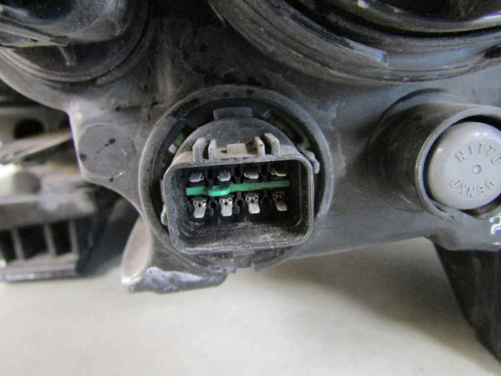 Prednji far HYUNDAI H350 halogen RH 14-