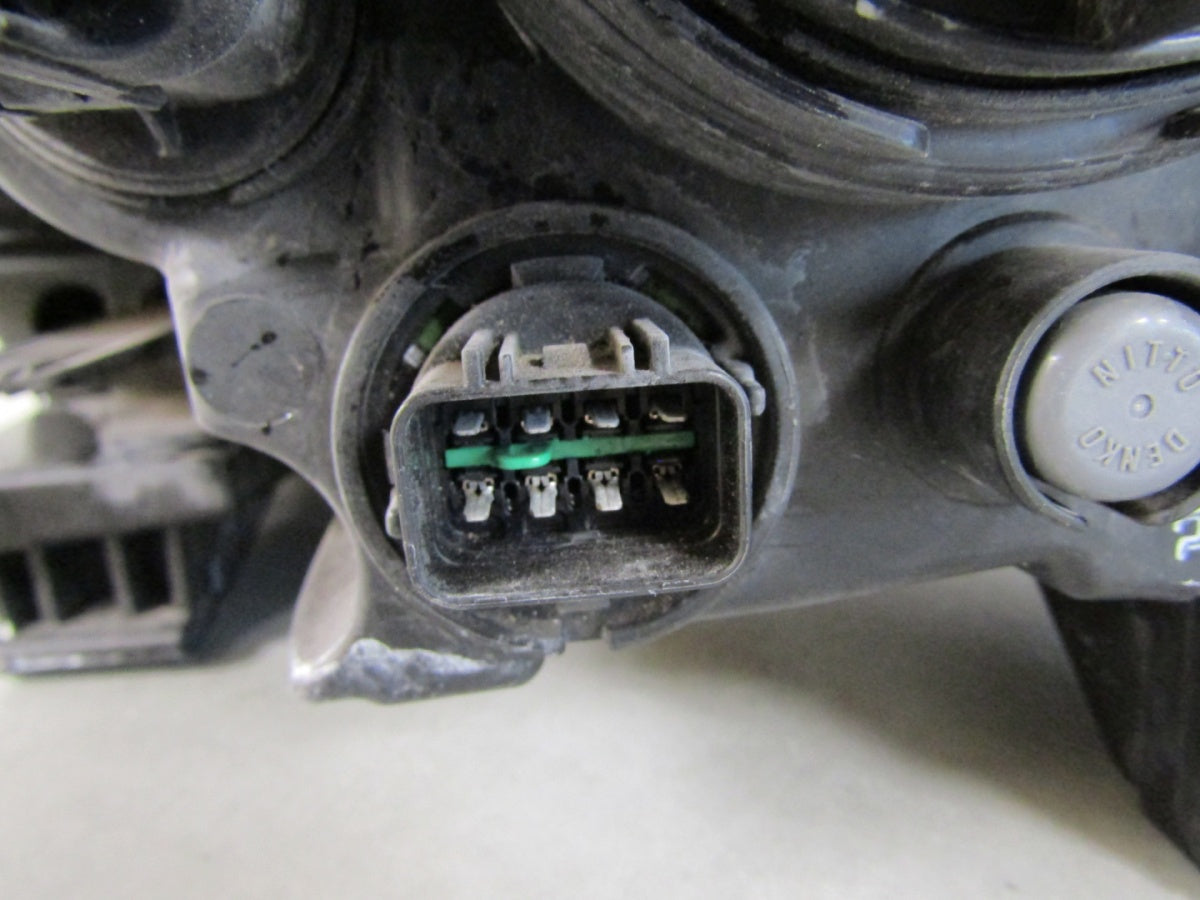 Prednji far HYUNDAI H350 halogen RH 14-