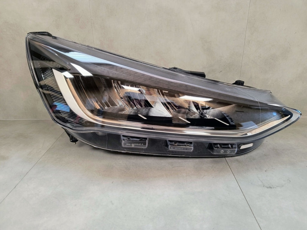 Prednji far FORD FOCUS MK4 IV LIFT LED desni RH 22- RH NX7B-13E014-CD