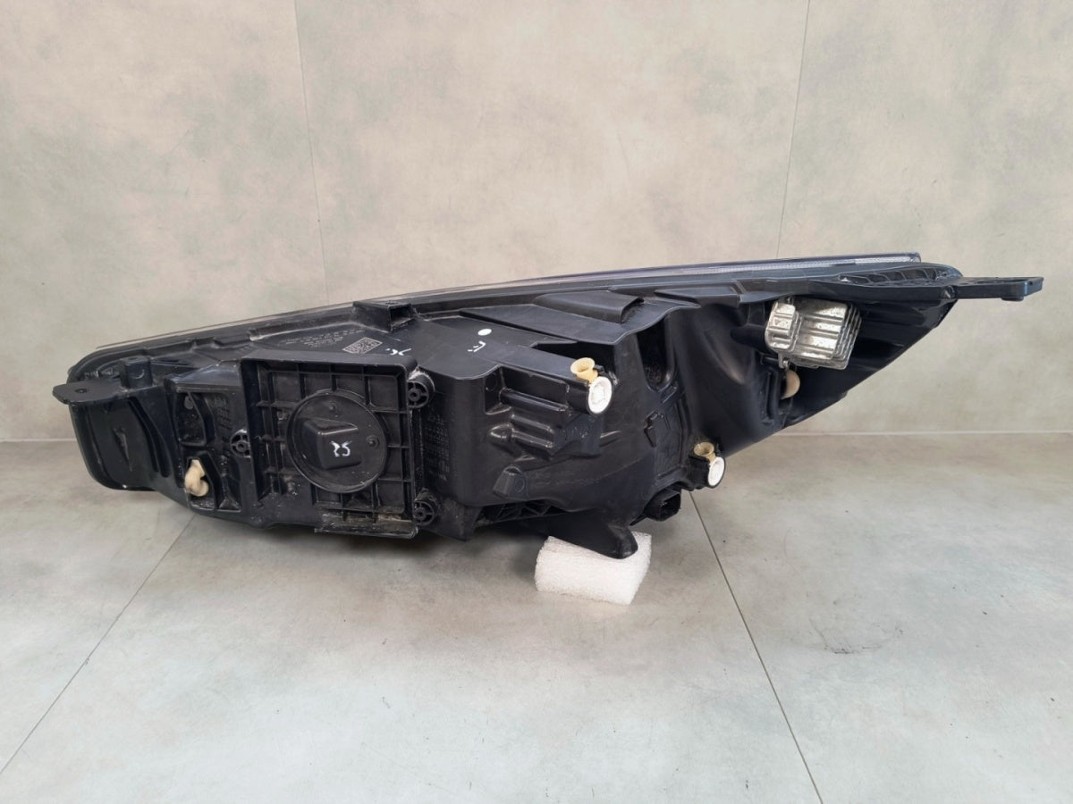 Prednji far FORD FOCUS MK4 IV LIFT LED desni RH 22- RH NX7B-13E014-CD