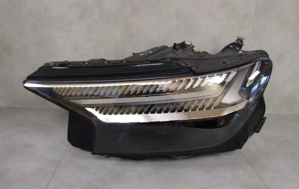 Prednji far AUDI Q4 E-TRON E TRON FULL LED MATRIX 21- LH lijevi 89A941035