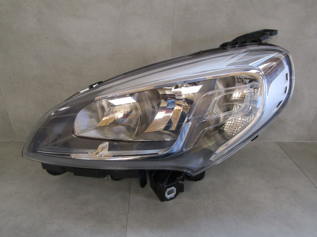 Prednji far FIAT DOBLO halogen II LIFT LH lijevi 15- ZAMIENNIK