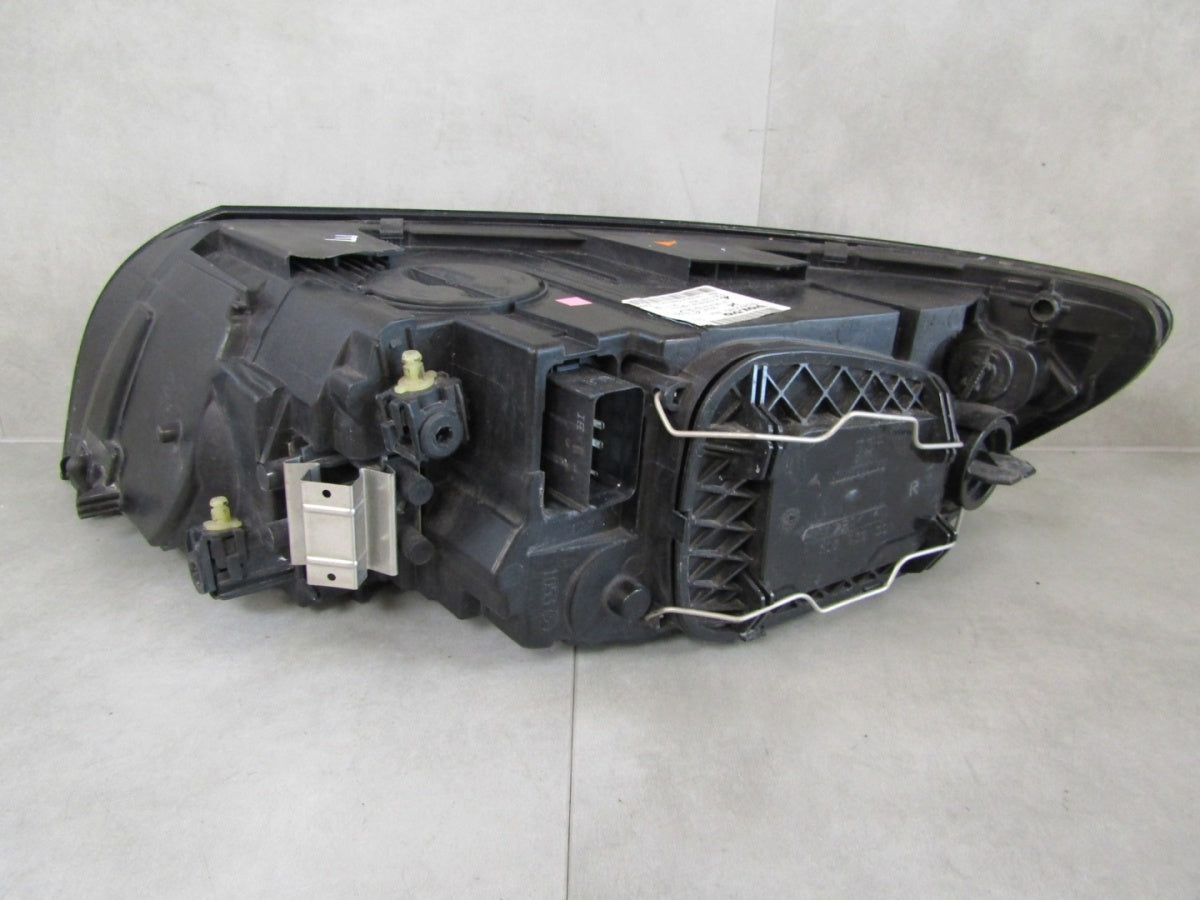 Prednji far VOLVO V50 LIFT halogen sa sočivom RH desni 31265695 07-12