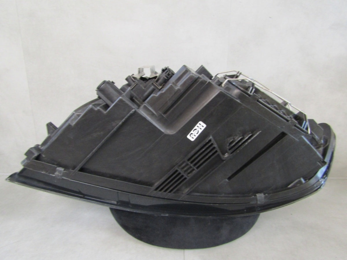 Prednji far VOLVO V50 LIFT halogen sa sočivom RH desni 31265695 07-12