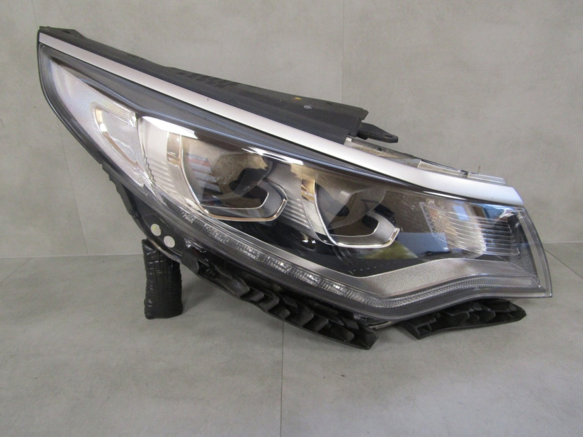 Prednji far KIA OPTIMA IV 4 LED desni RH desni 15-18 92102A8800