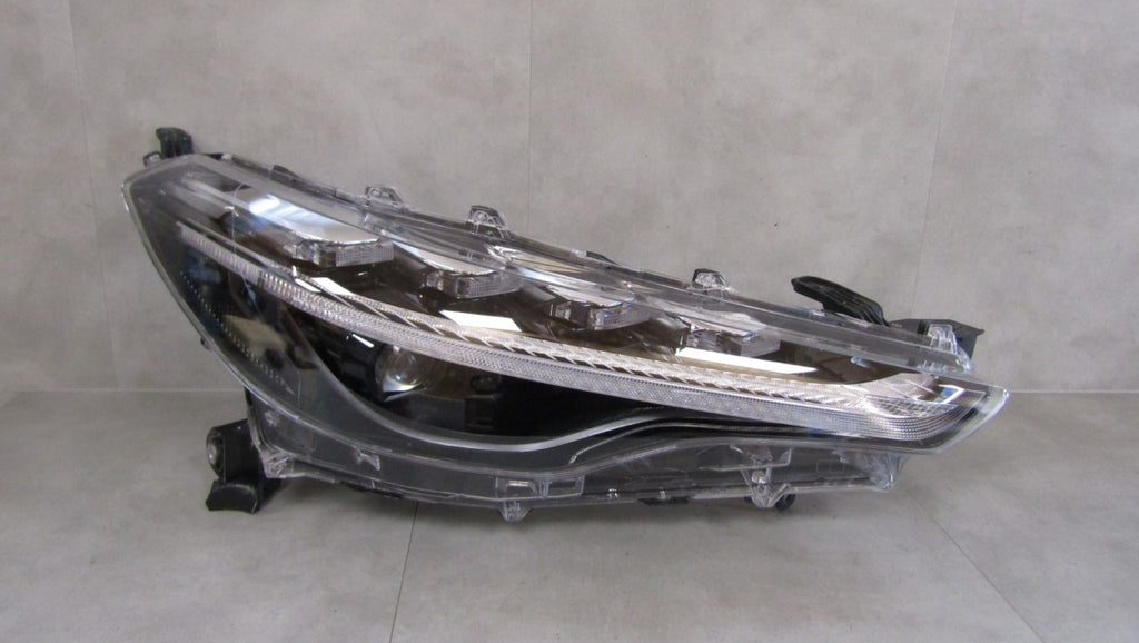 Prednji far TOYOTA COROLLA CROSS FULL LED 20- RH desni HASCO 16-184