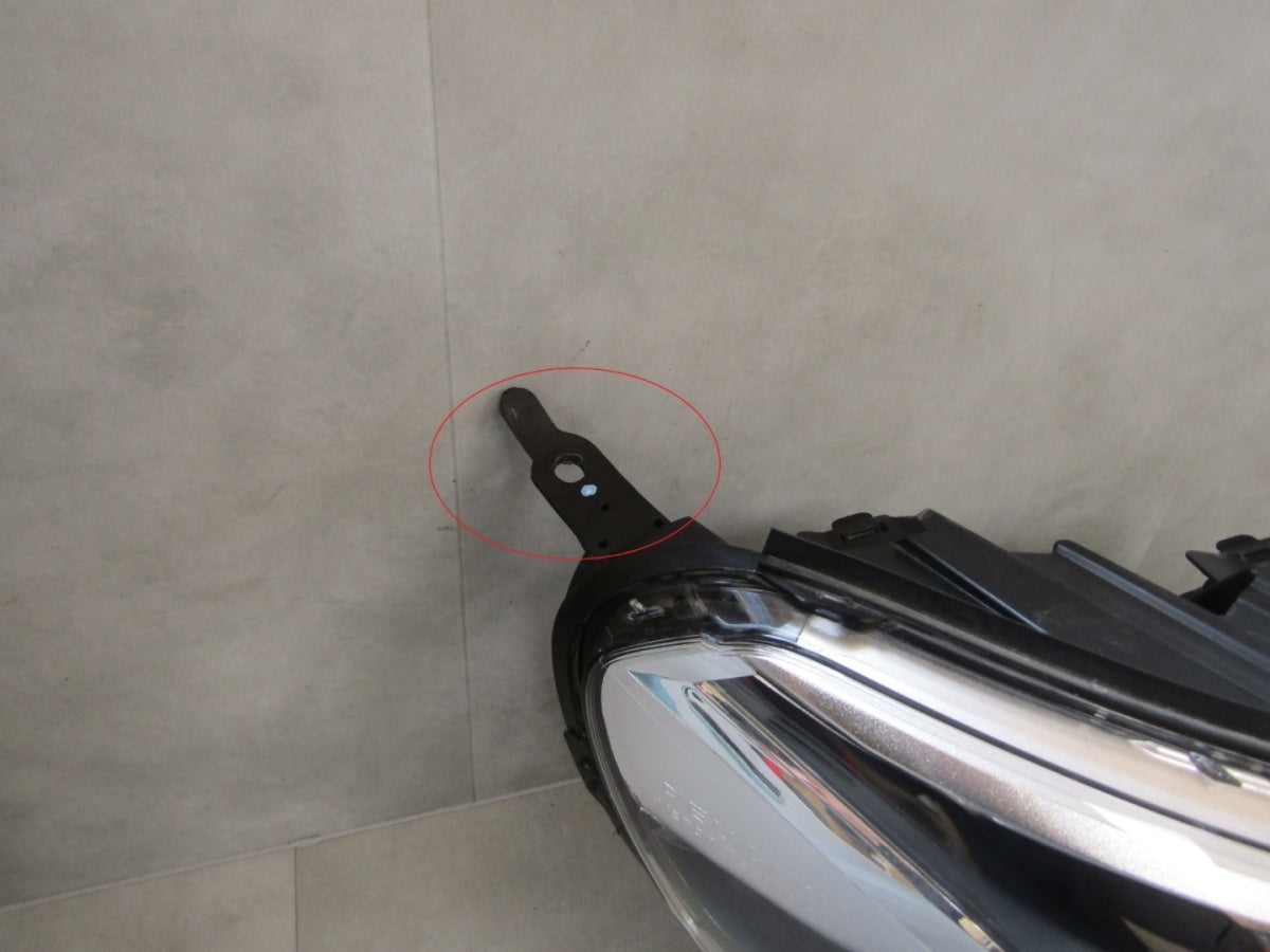 Prednji far Peugeot Expert 3 III xenon nezakretni 16-23 RH 9808235780