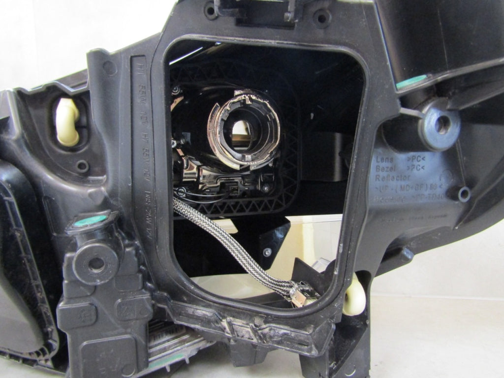Prednji far Peugeot Expert 3 III xenon nezakretni 16-23 RH 9808235780