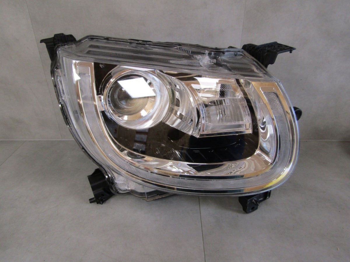 Prednji far SUZUKI IGNIS III LED 16- desni RH 100-59347