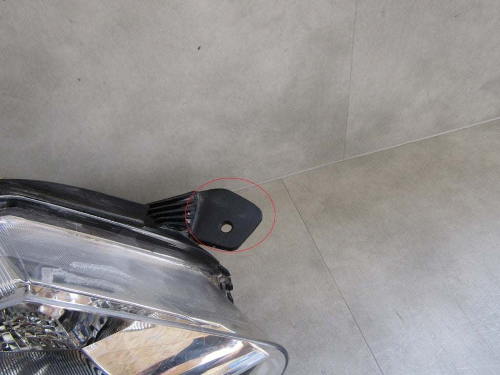 Prednji far TOYOTA PROACE 2 II halogen 16-23 RH desni 9808581180
