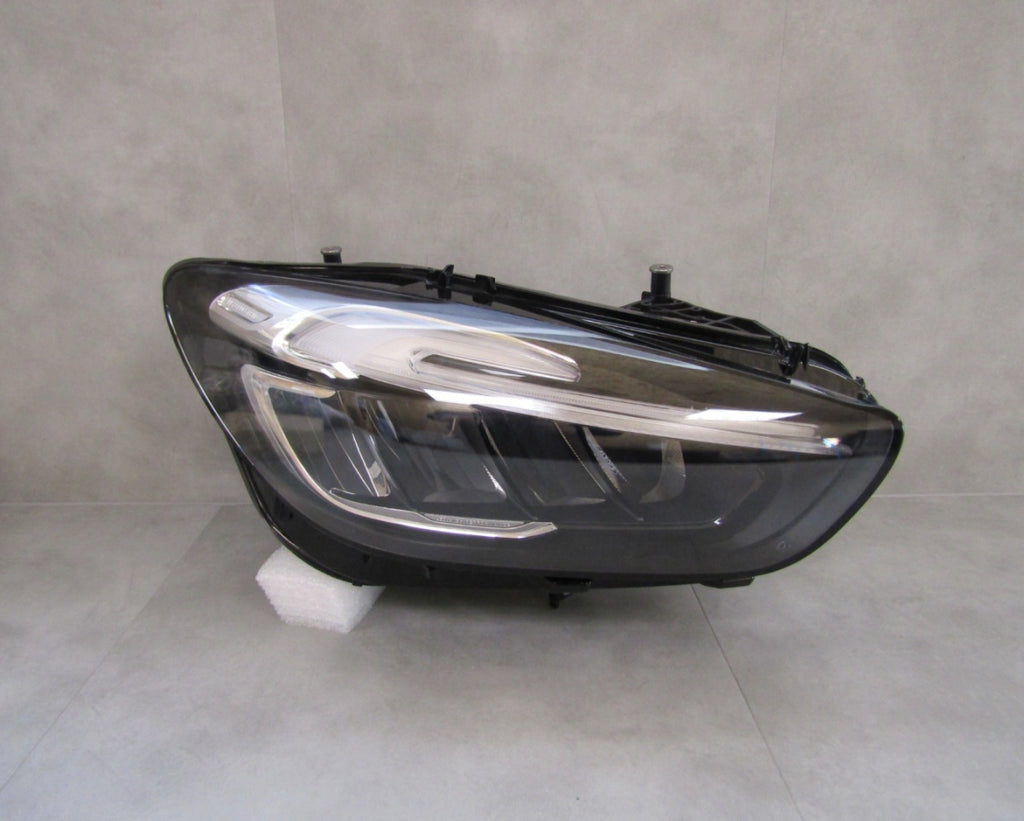 Prednji far MERCEDES B klasa W247 LED LIFT PERFORMANCE RH 22- A2479061004