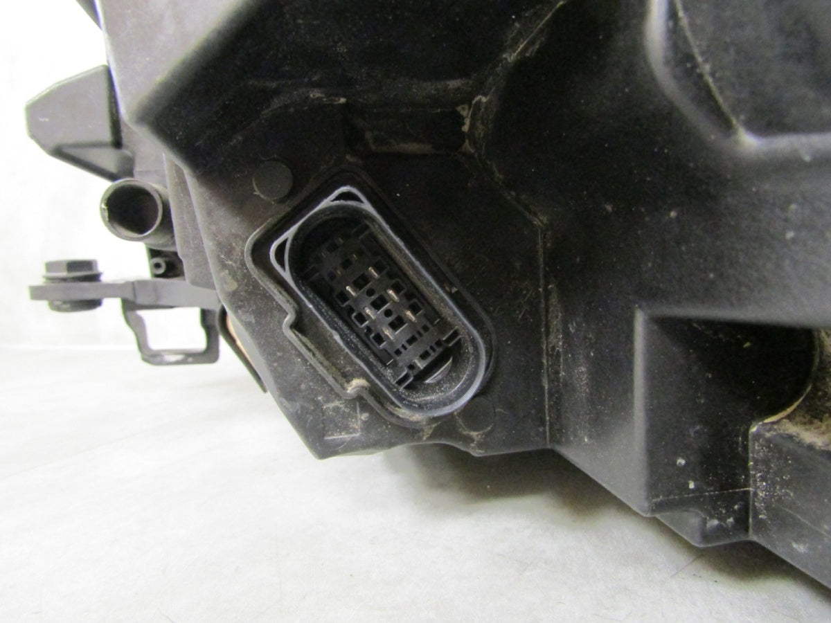 Prednji far SKODA FABIA IV 4 LED 21- RH desni 6VB941016