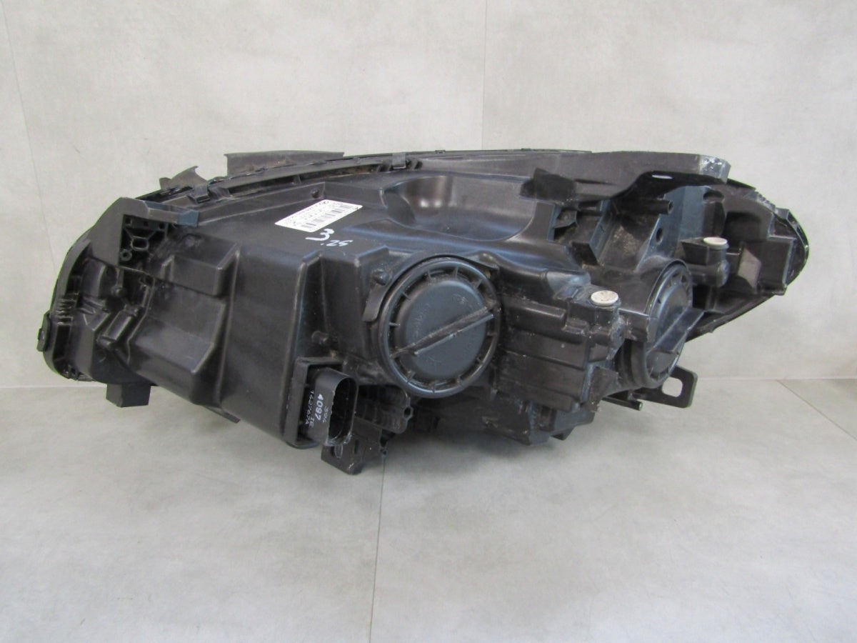 Prednji far MERCEDES B-KLASA W246 LIFT halogen RH desni 14-17 A2468205461