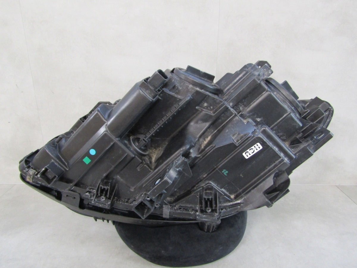 Prednji far MERCEDES B-KLASA W246 LIFT halogen RH desni 14-17 A2468205461