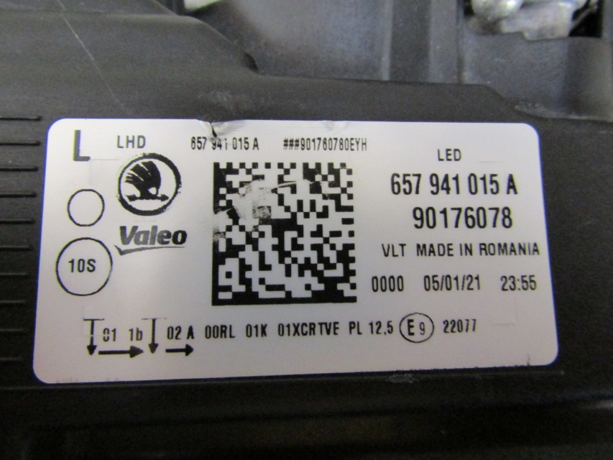 Prednji far Skoda Scala 657 FULL LED 19-23 LH lijevi 657941015A