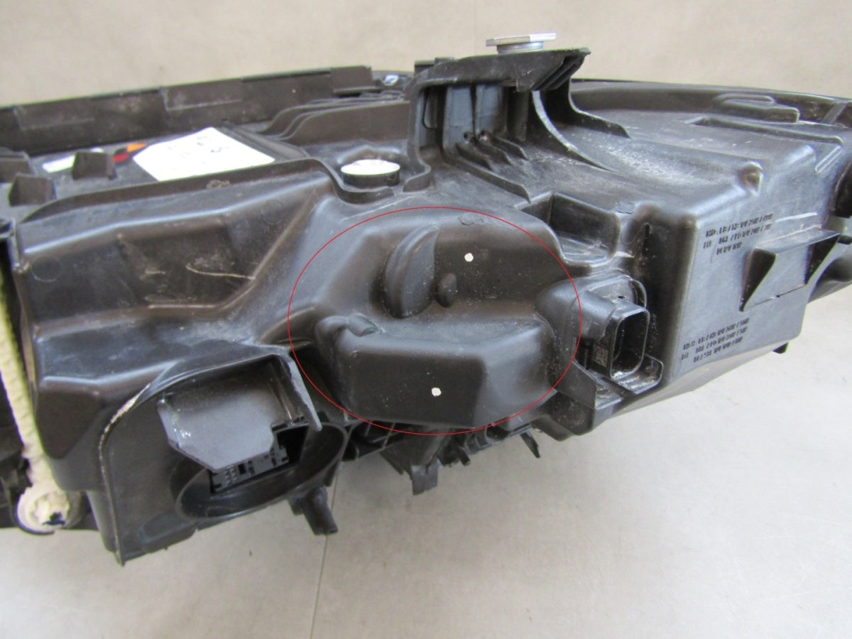 Prednji far BMW 3 G20 G21 LIFT LCI FULL LED 22-25 RH desni 5A1A352
