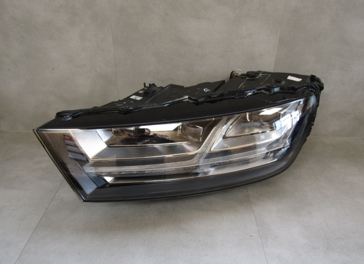 Prednji far AUDI Q7 4M0 FULL LED MATRIX 15-19 LH lijevi 4M0941035