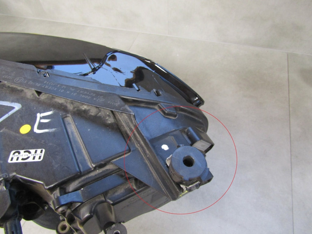 LAMPA VOLKSWAGEN Golf 7 R-Line Xenon zakretni Led 4 Moduły RH desni 5G1941752BA