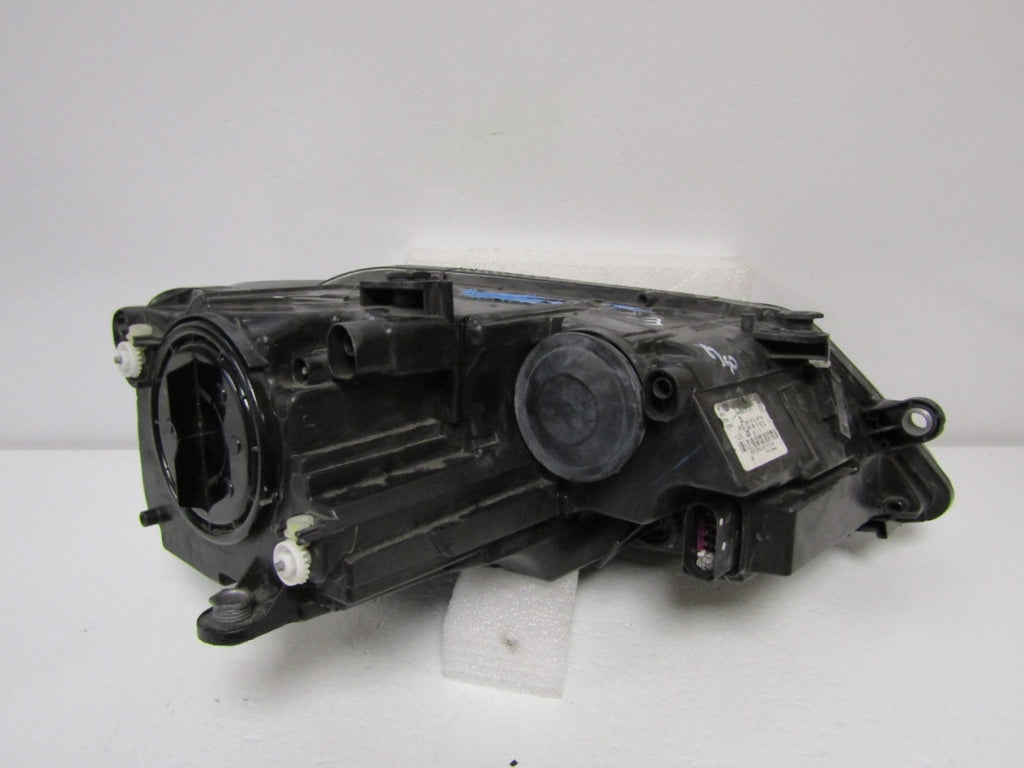 Prednji far VW JETTA 5C7 halogen 10-18 LH