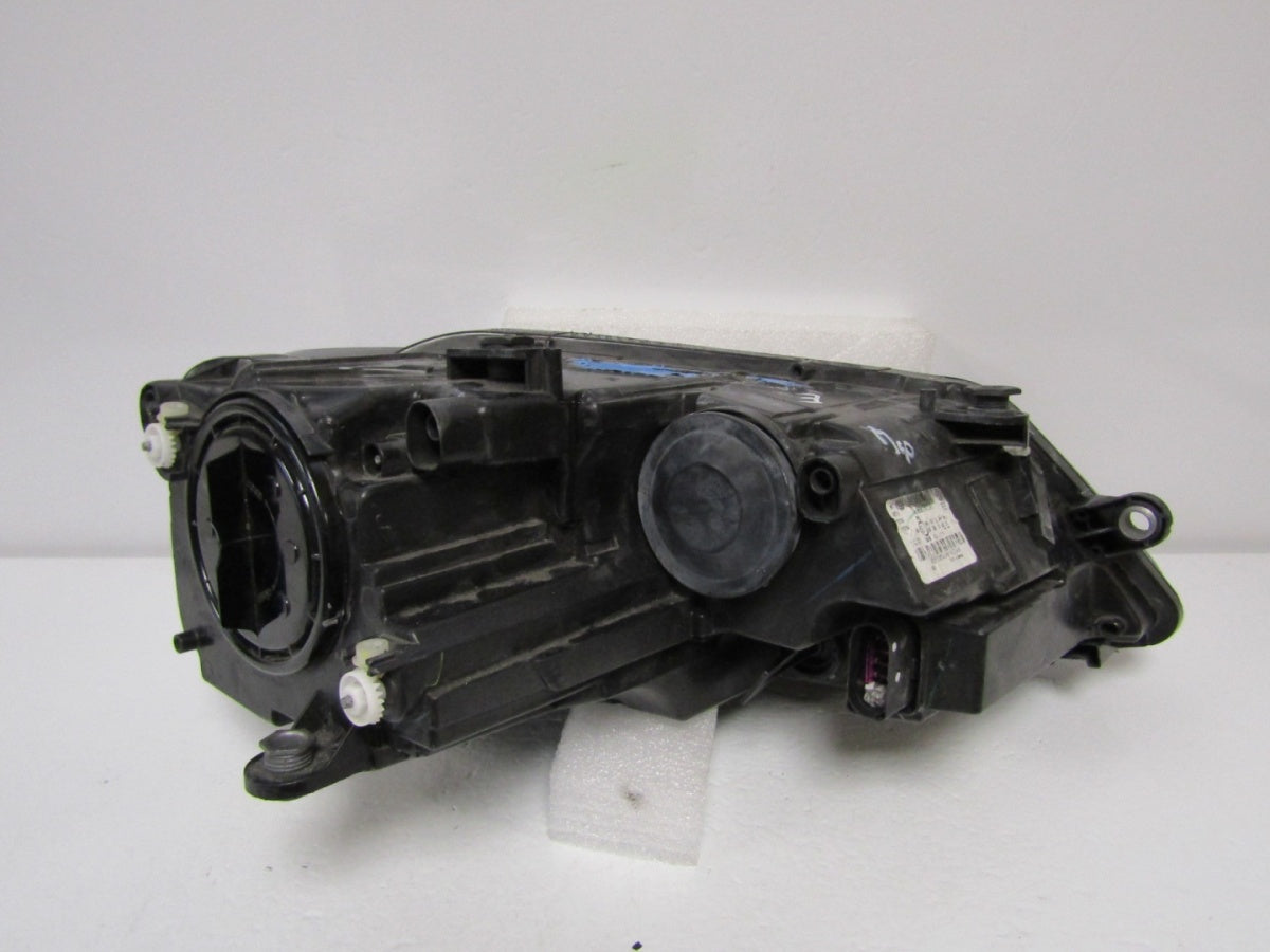 Prednji far VW JETTA 5C7 halogen 10-18 LH