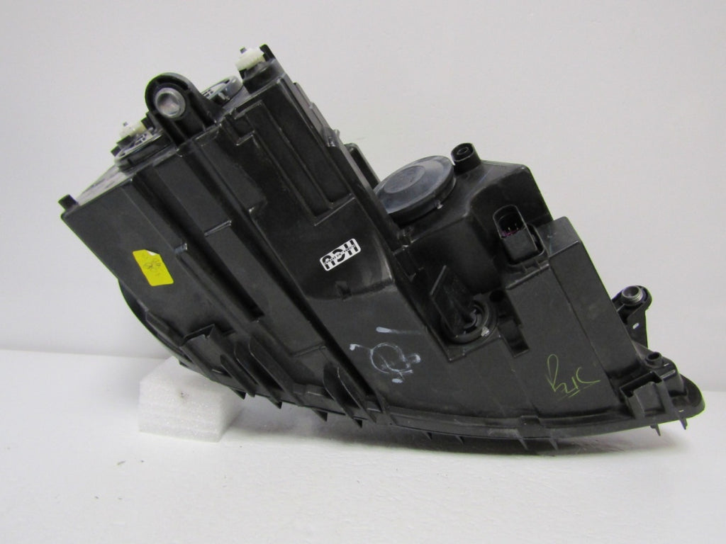 Prednji far VW JETTA 5C7 halogen 10-18 LH