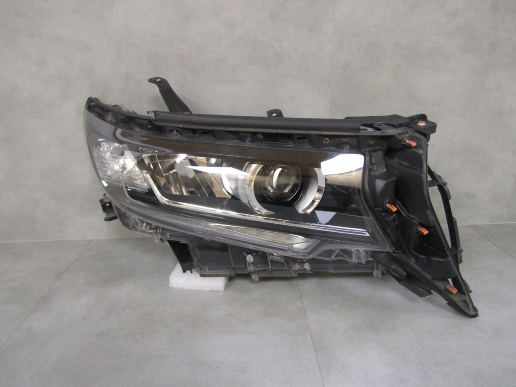 Prednji far TOYOTA LAND CRUISER J150 LIFT LED 18-22 RH desni