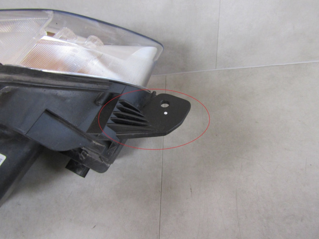 Prednji far TOYOTA PROACE 2 II xenon nezakretni 16-23 LH 9808589980-00