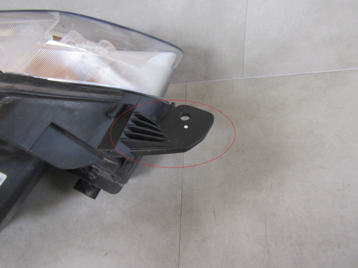 Prednji far TOYOTA PROACE 2 II xenon nezakretni 16-23 LH 9808589980-00