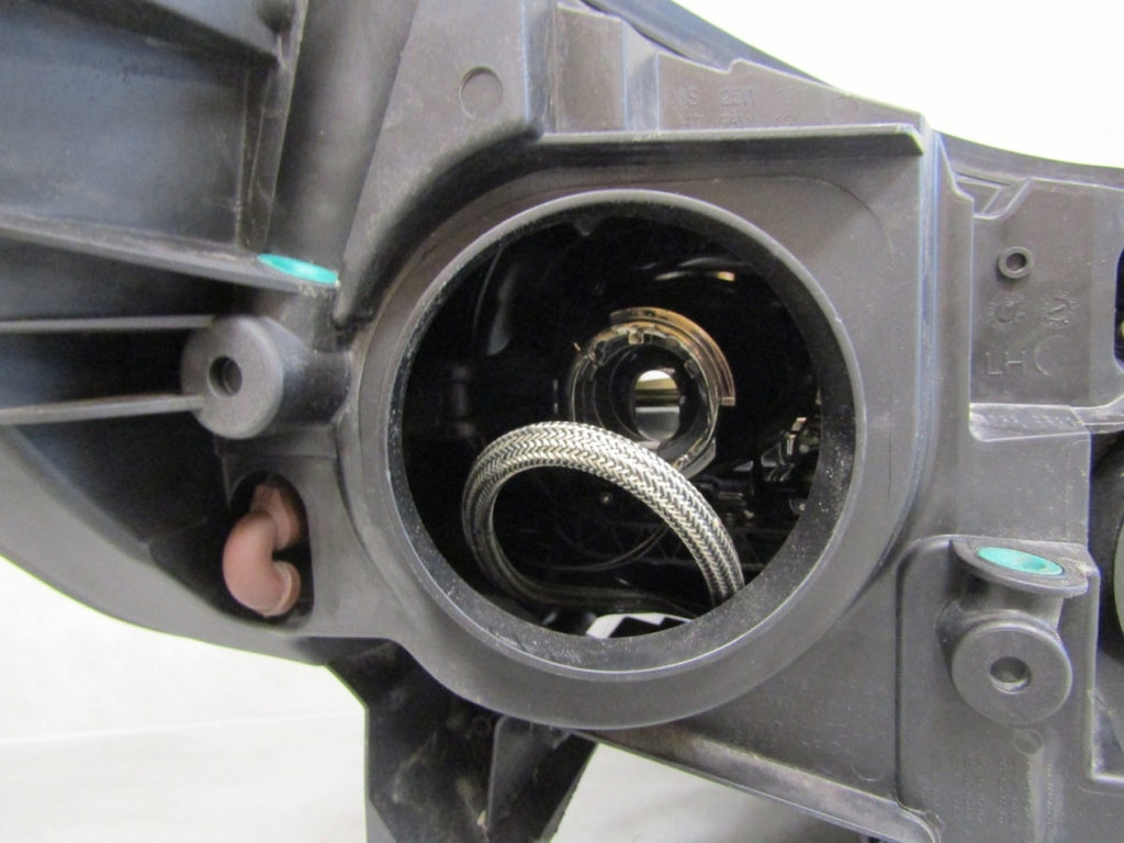Prednji far TOYOTA PROACE 2 II xenon nezakretni 16-23 LH 9808589980-00