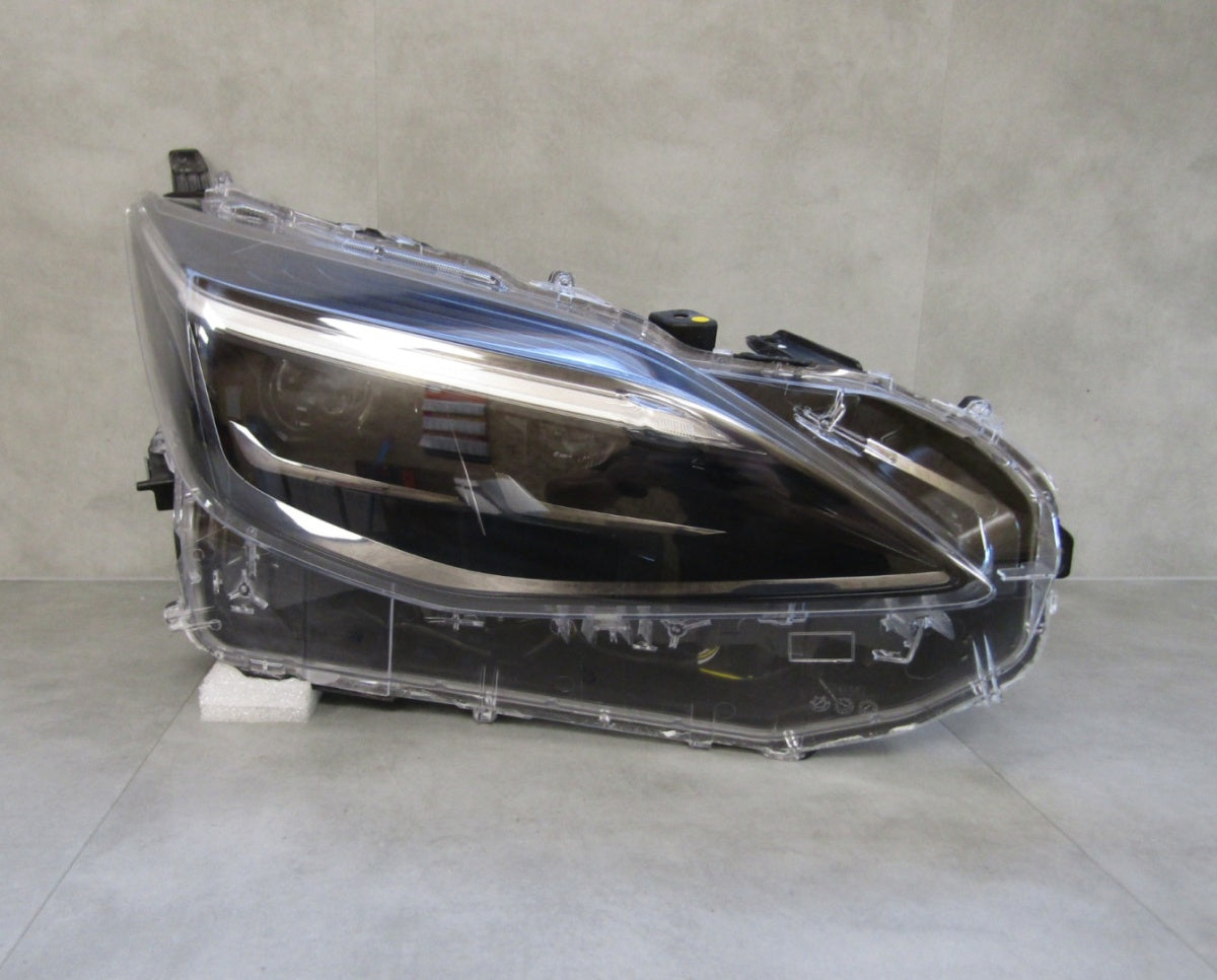 Prednji far TOYOTA YARIS CROSS FULL LED 20- RH