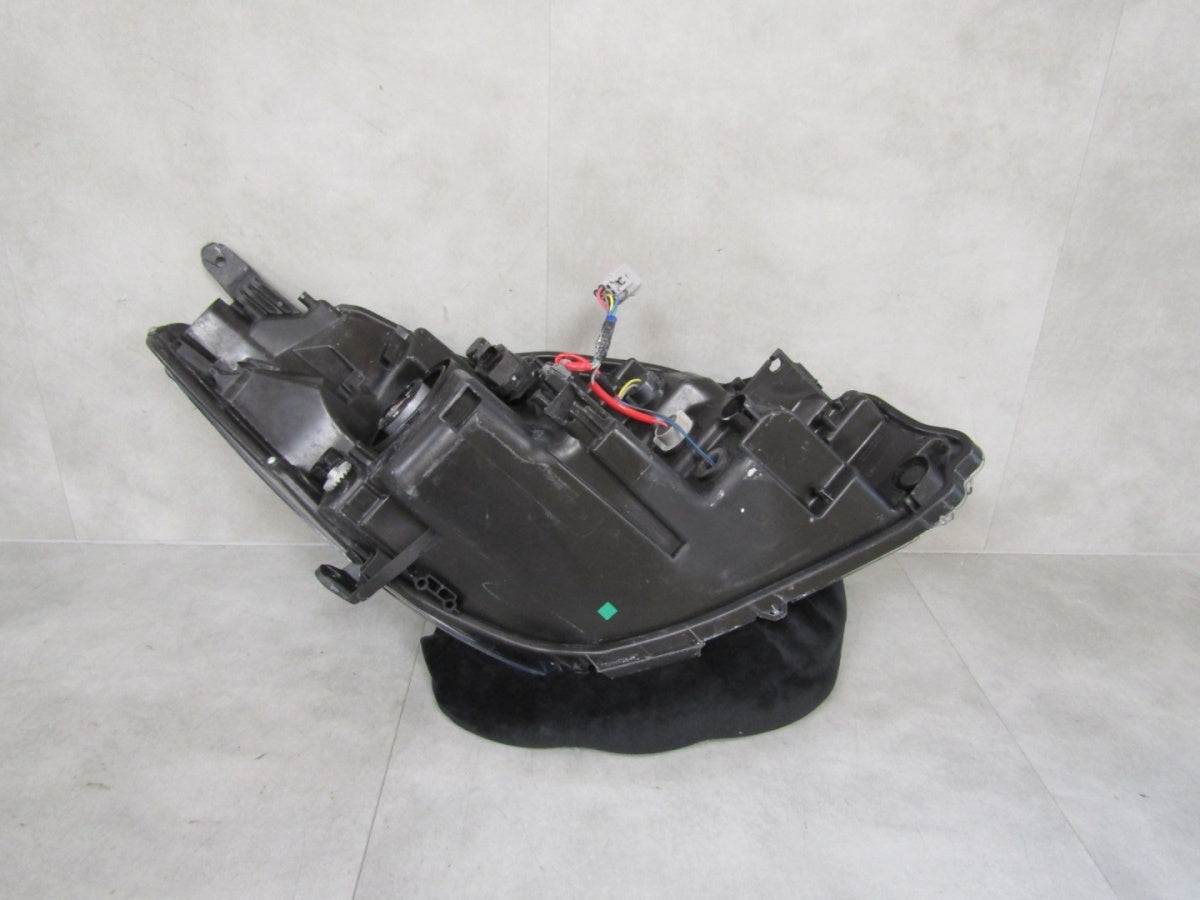 Prednji far TOYOTA YARIS 3 III LIFT halogen sa sočivom 14-17 LH