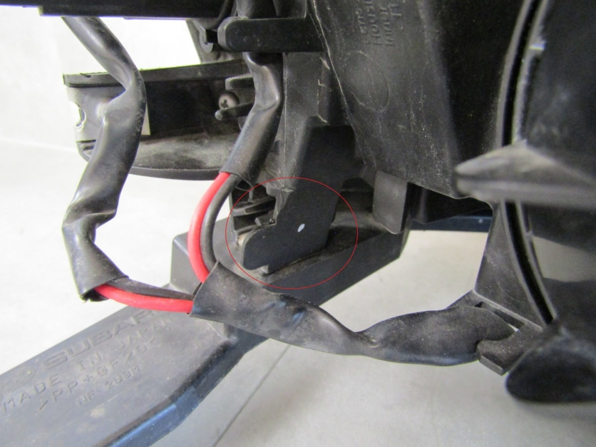Prednji far SUBARU IMPREZA 3 III halogen sa sočivom LH lijevi 07-11