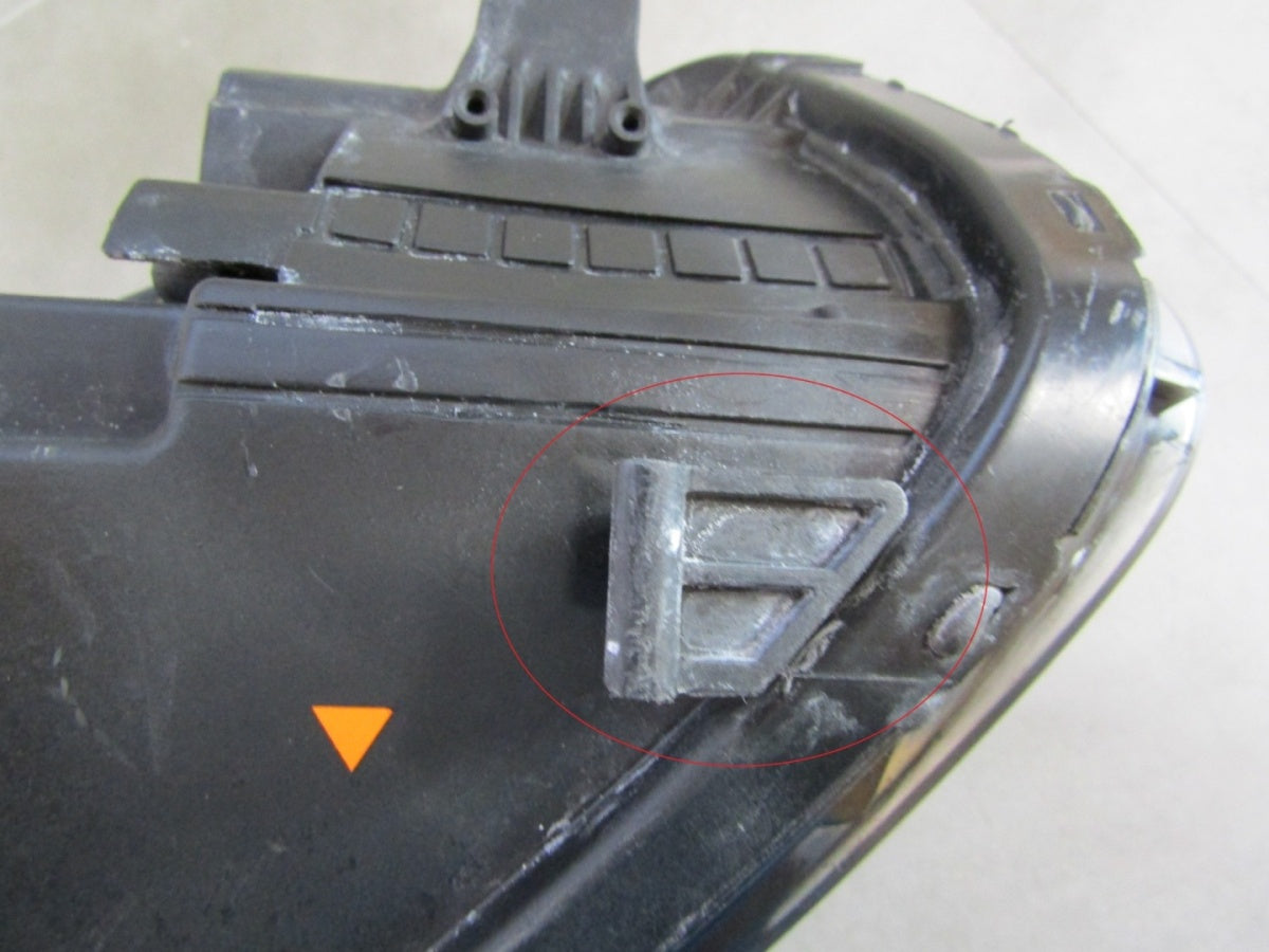 Prednji far KIA PICANTO II halogen SOCZEWKA+LED LH lijevi 92101-1Y3 15-17