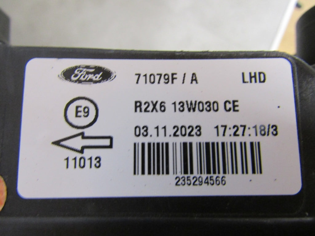 Prednji far FORD TRANSIT COURIER MK3 halogen LH lijevi 24- R2X613W030CE