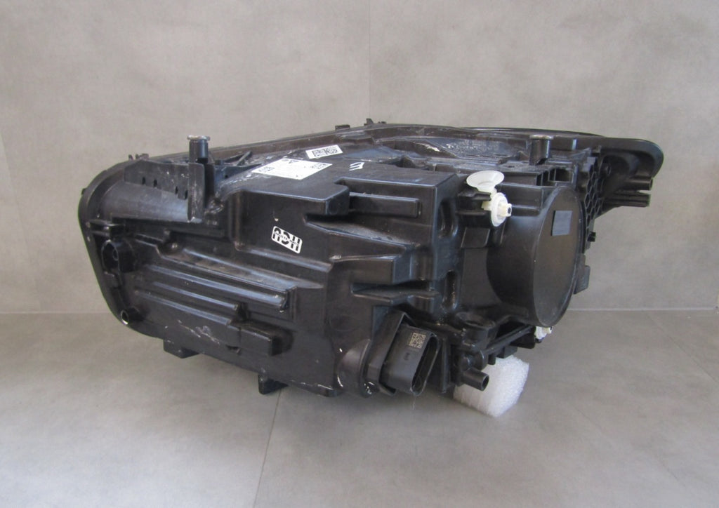 Prednji far MERCEDES B klasa W247 LED LIFT PERFORMANCE RH 22- A2479061004