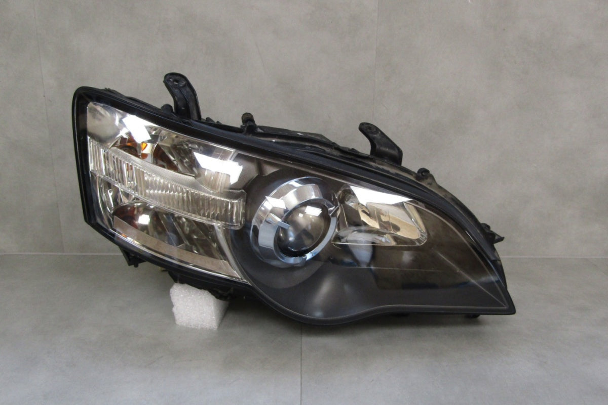 Prednji far SUBARU LEGACY IV OUTBACK halogen sa sočivom 03-06 RH