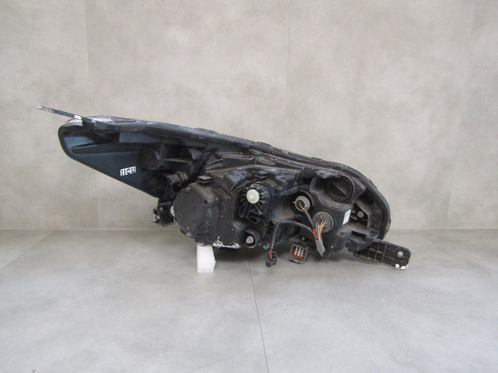 Prednji far SUBARU IMPREZA V XV LED 16-23 LH lijevi