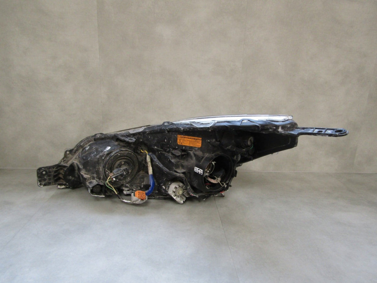 Prednji far SUBARU LEGACY V OUTBACK IV xenon 09-12 RH