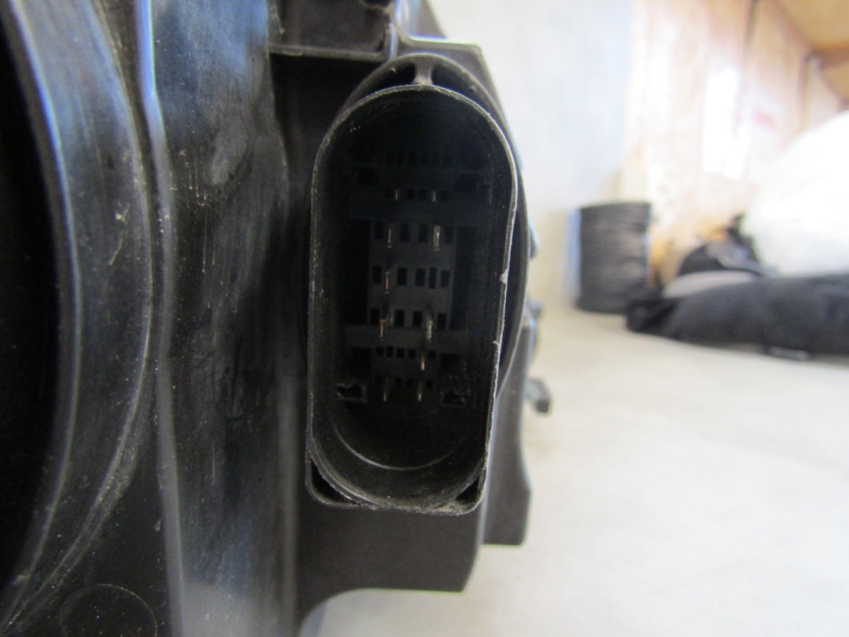 Prednji far VOLKSWAGEN VW SHARAN II 2 LIFT 15-22 xenon zakretni LH 7N1941751B