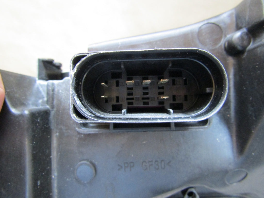 Prednji far MERCEDES S W223 FULL LED DIGITAL LIGHT RH desni 20- A2239063405