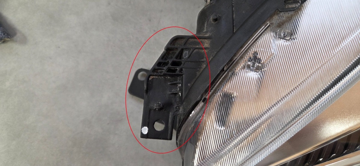 Prednji far FORD KUGA MK2 LIFT halogen sa sočivom 16-19 LH lijevi GV4113W030CJ