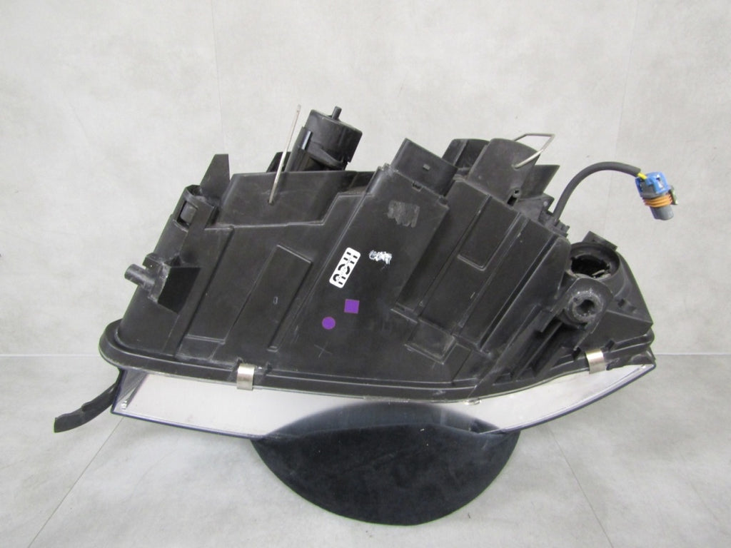 Prednji far AUDI A6 C5 RH desni halogen sa sočivom 01-05