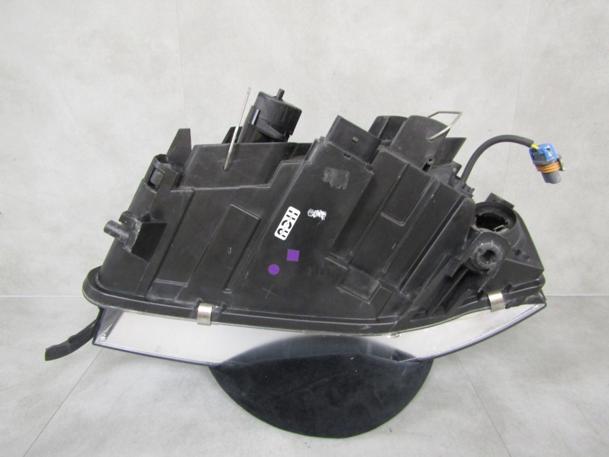Prednji far AUDI A6 C5 RH desni halogen sa sočivom 01-05