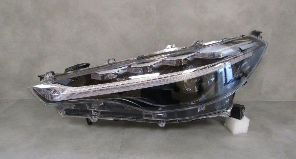 Prednji far TOYOTA COROLLA CROSS FULL LED 20- LH